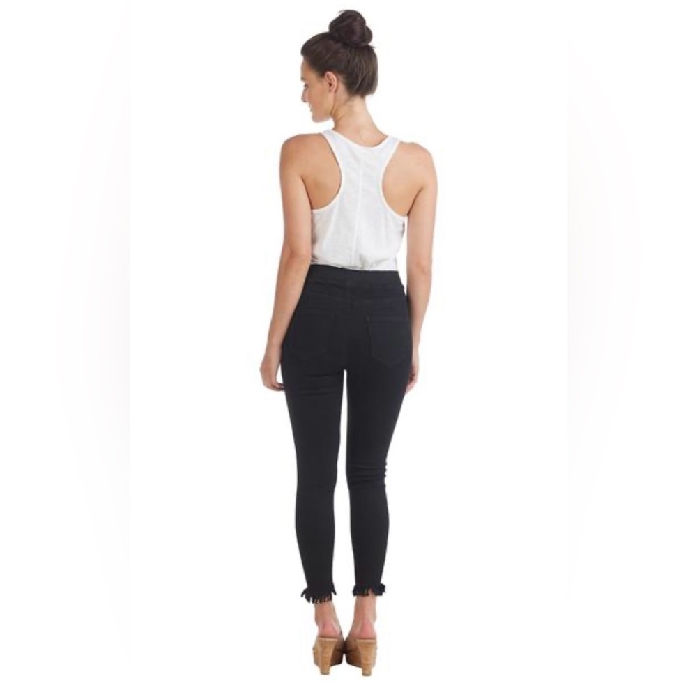 NWT | Mud Pie | Jennifer Frayed Jeans | Black | L